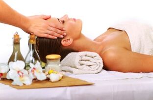 masažas su aliejais odos atjauninimui